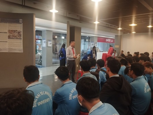 Chương trình việc làm tại Nhật Bản & Kỹ sư ô tô Mazda