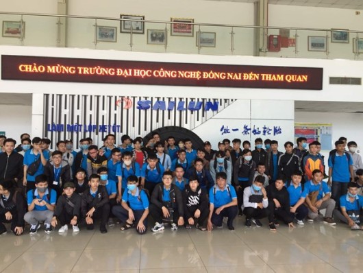 Chuyến đi thực tế sinh viên DNTU tới Công Ty TNHH Sailun Việt Nam