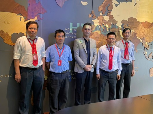 GIÁO SƯ ĐÀI LOAN THAM GIA GIẢNG DẠY TẠI KHOA KỸ THUẬT - DNTU