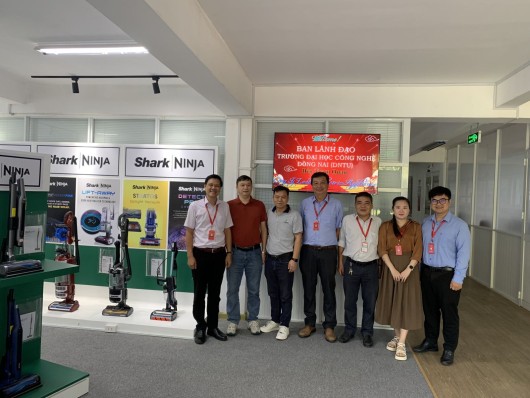 Kết nối doanh nghiệp - mở rộng cơ hội việc làm cho sinh viên khoa kỹ thuật