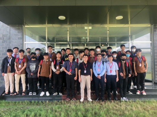 Kiến Tập Của Sinh Viên Bộ Môn Chế Tạo Máy