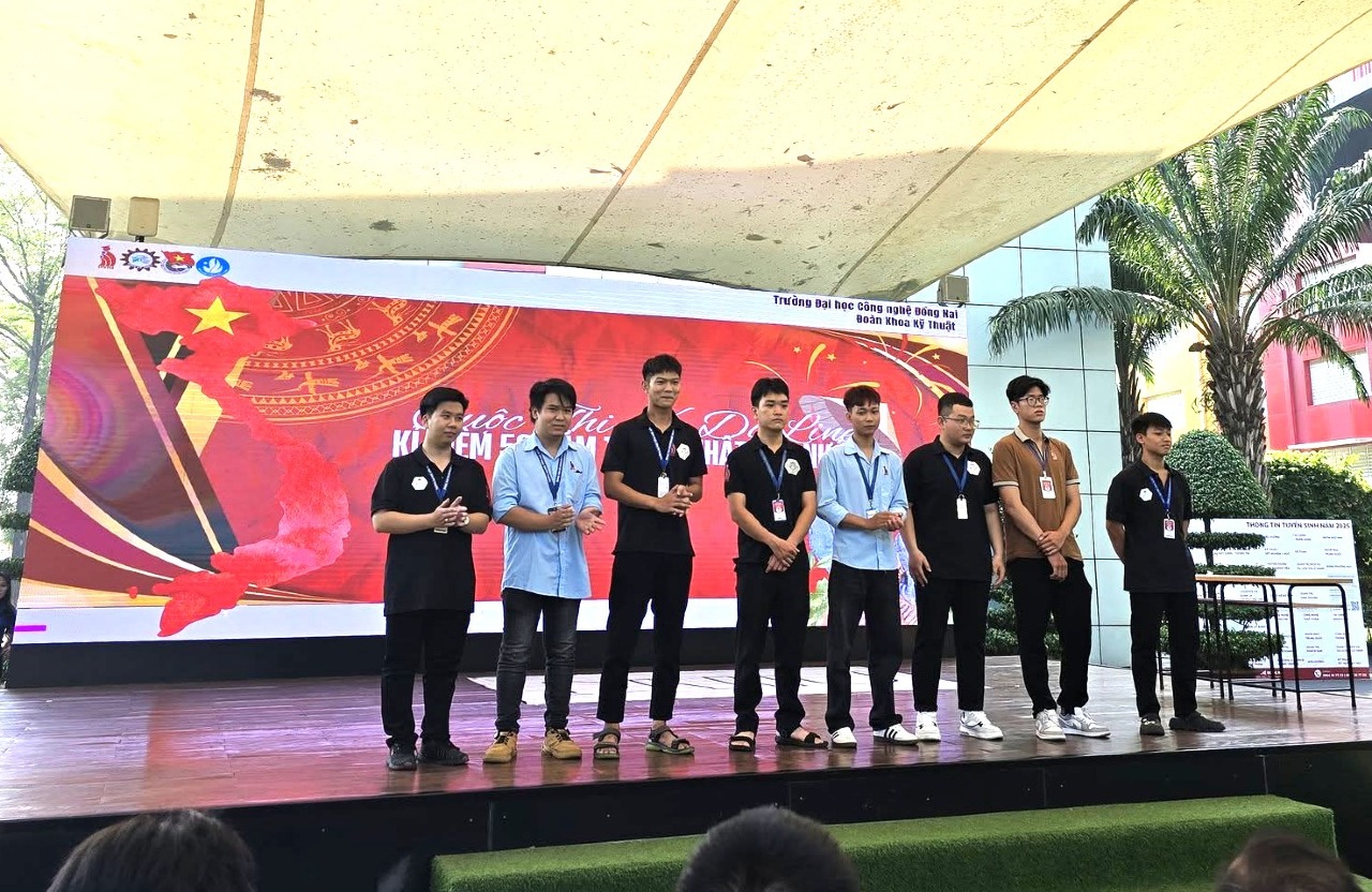 CUỘC THI XE DÒ LINE – CHÀO MỪNG 50 NĂM NGÀY THỐNG NHẤT ĐẤT NƯỚC