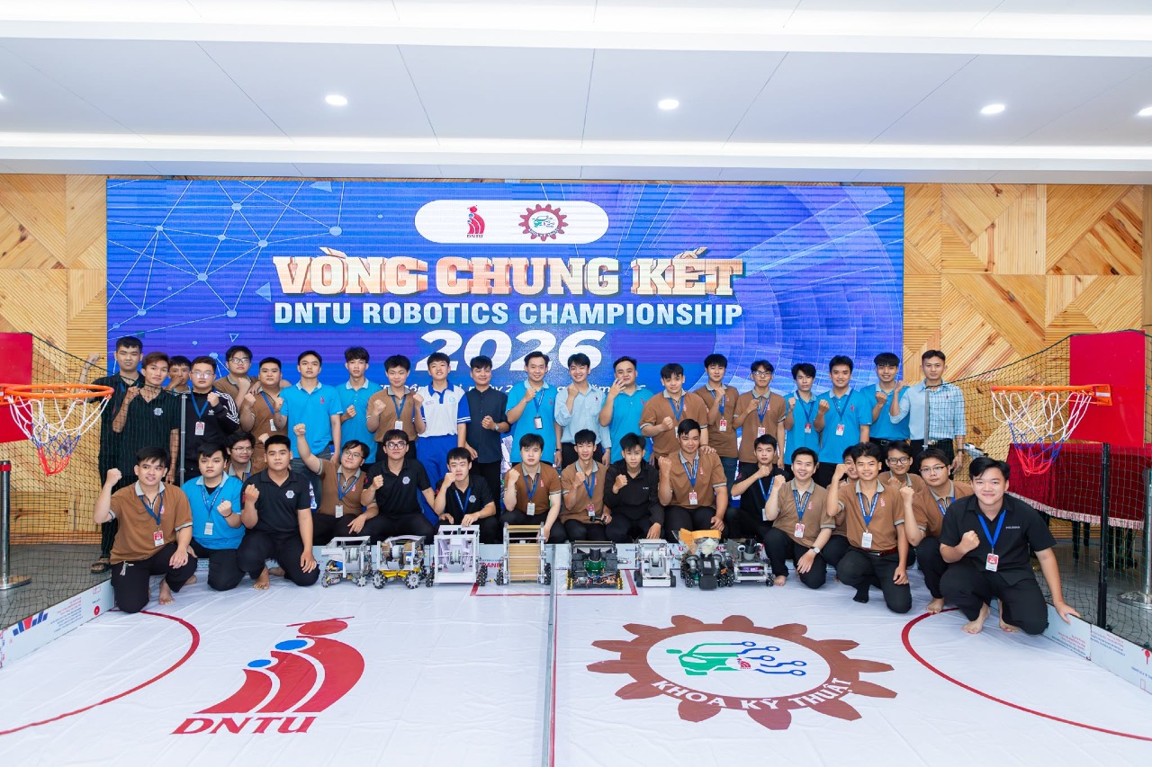 CHUNG KẾT DNTU ROBOTICS CHAMPIONSHIP 2026