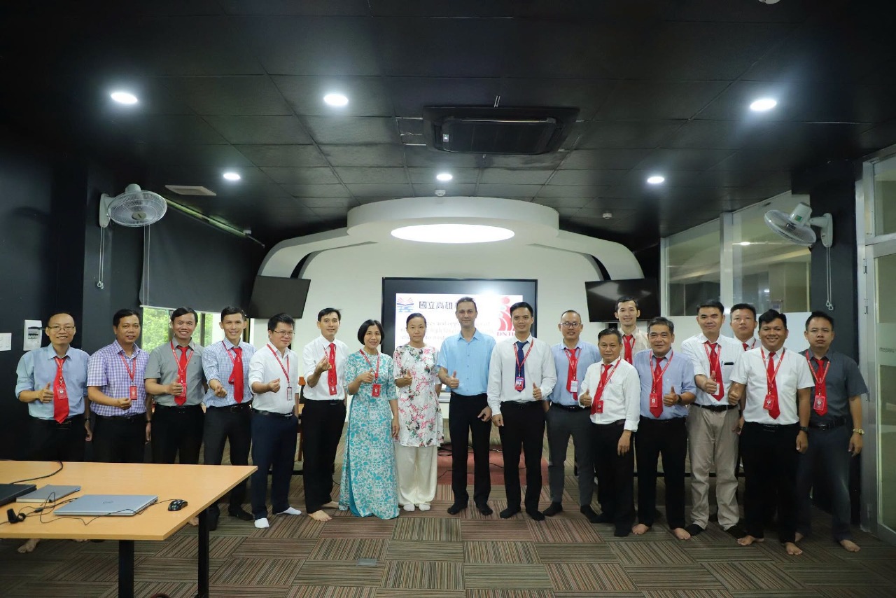  HỘI THẢO CHUYÊN ĐỀ: “NHỮNG THÁCH THỨC VÀ CƠ HỘI CỦA VIỆC ỨNG DỤNG NĂNG LƯỢNG TÁI TẠO CAO TRONG HỆ THỐNG ĐIỆN HIỆN ĐẠI”